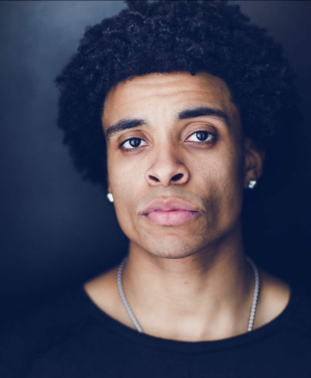 LETTER CARRIERS ARE DELIVERING THE MESSAGE IN WASHINGTON, image size:1000x1213